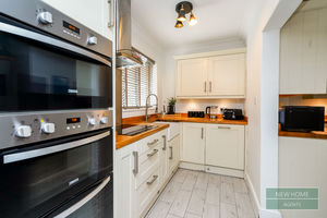 Photo 16- click for photo gallery